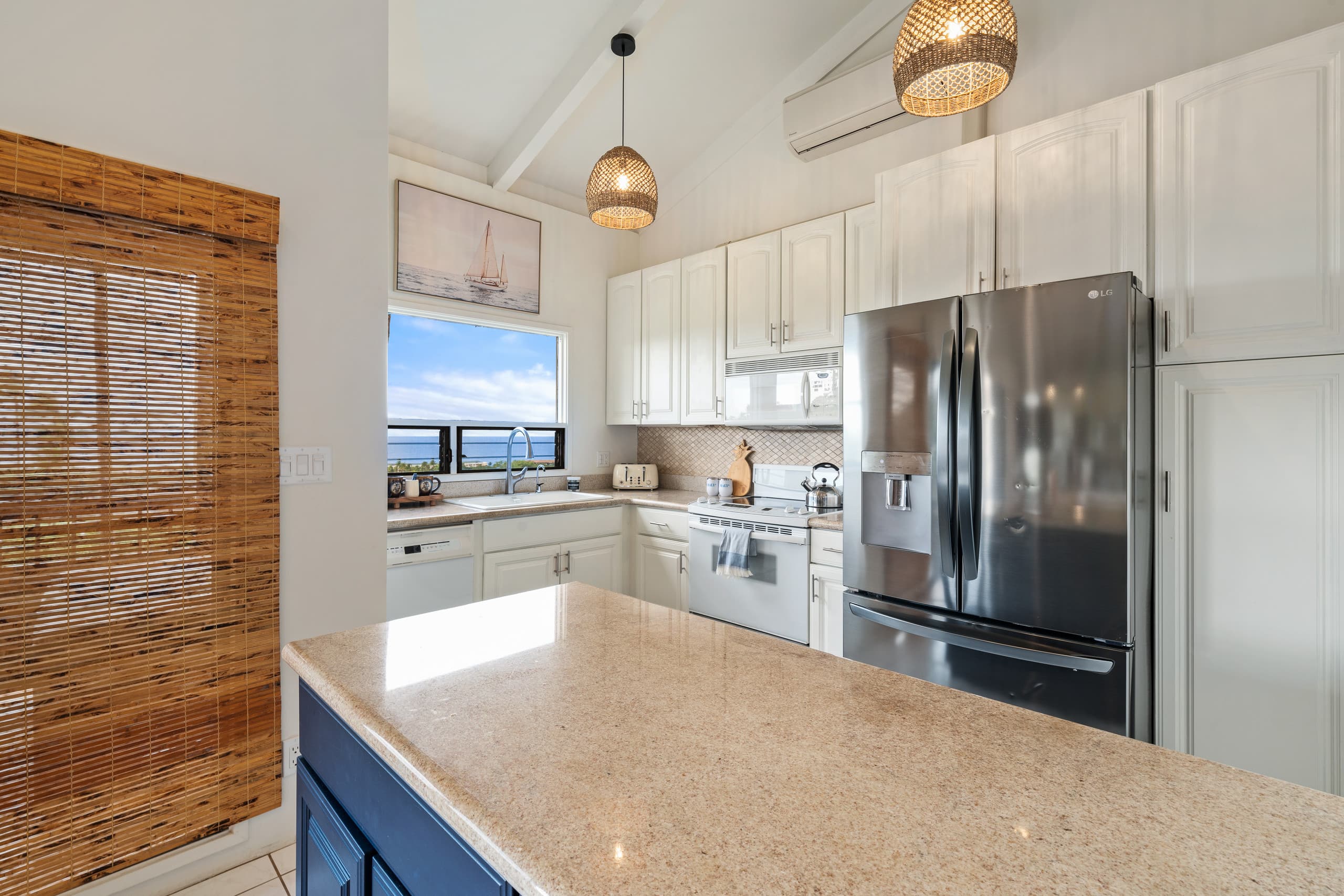 Luxe Wailea Getaway | Stunning Ocean Views - Image 12