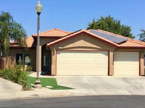 Successful Airbnb property: Relaxing 4BR Home & Pool w/ Patio | 2214 sqft in Bakersfield