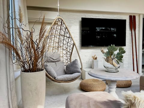 "House Malibu" by the lake with sauna - Malibu L