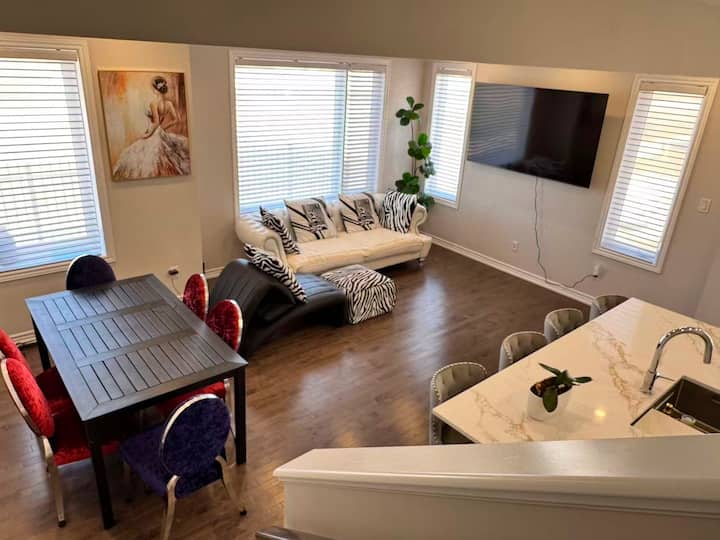 Ottawa Barrhaven Home,3br 2ba | Loft+balcony - Ottawa