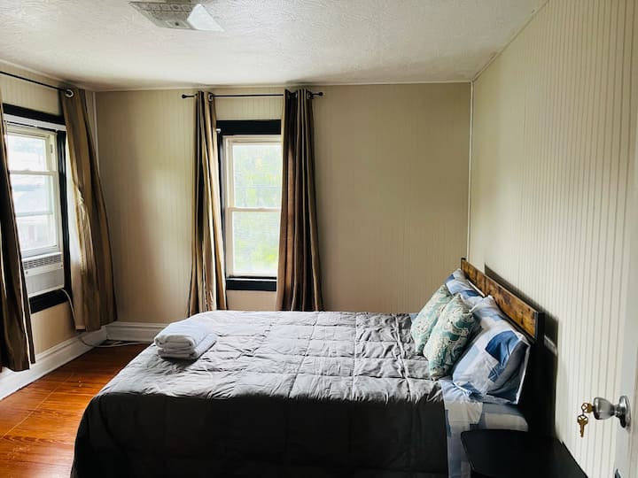 غرفة النوم 1