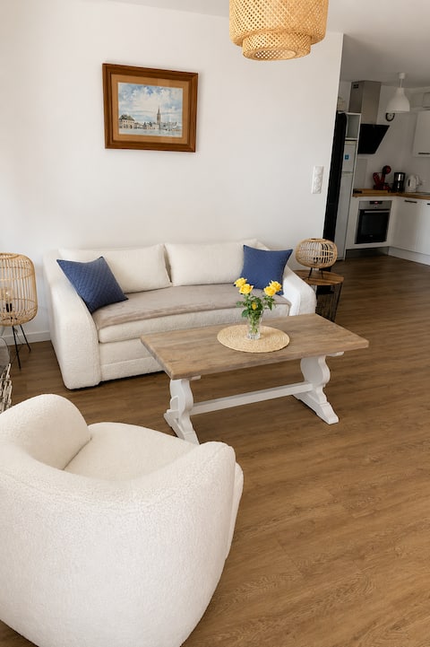 Top Airbnb: Charming ground-floor apartment, near wild beaches in Erquy
