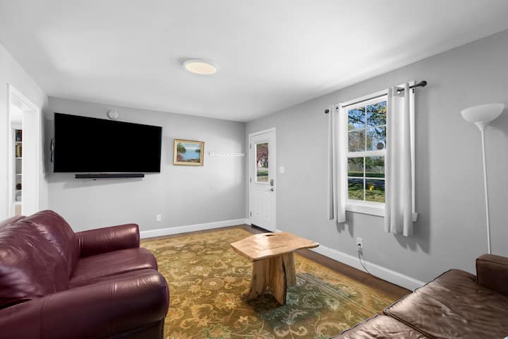 New! Heart Of Morristown! Work/leisure Get-a-way! - Morristown, TN