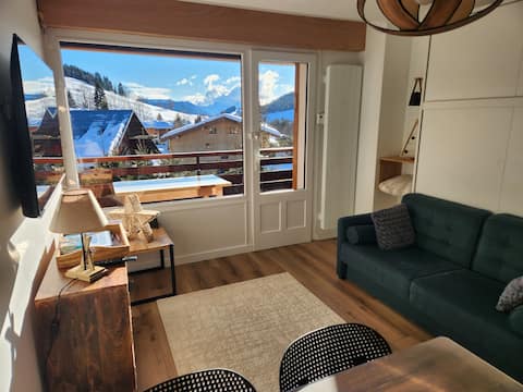 Popular Airbnb listing: Small cocoon at the foot of the slopes. in Le Grand Bornand