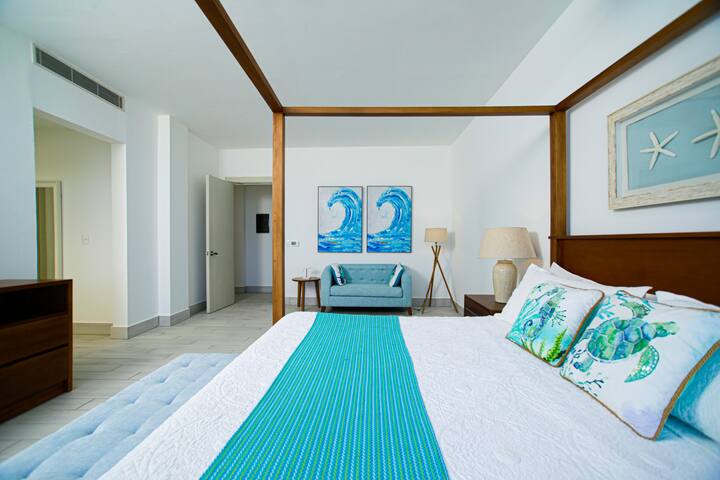 Casa Estefania Luxury 10BR Oceanfront Villa