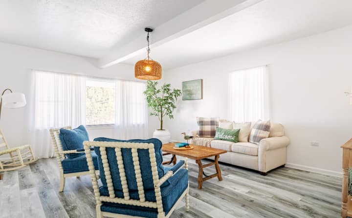Beatiful Cozy Home | Bbq | Terrace | 10 Min Beach - Sodus Point, NY