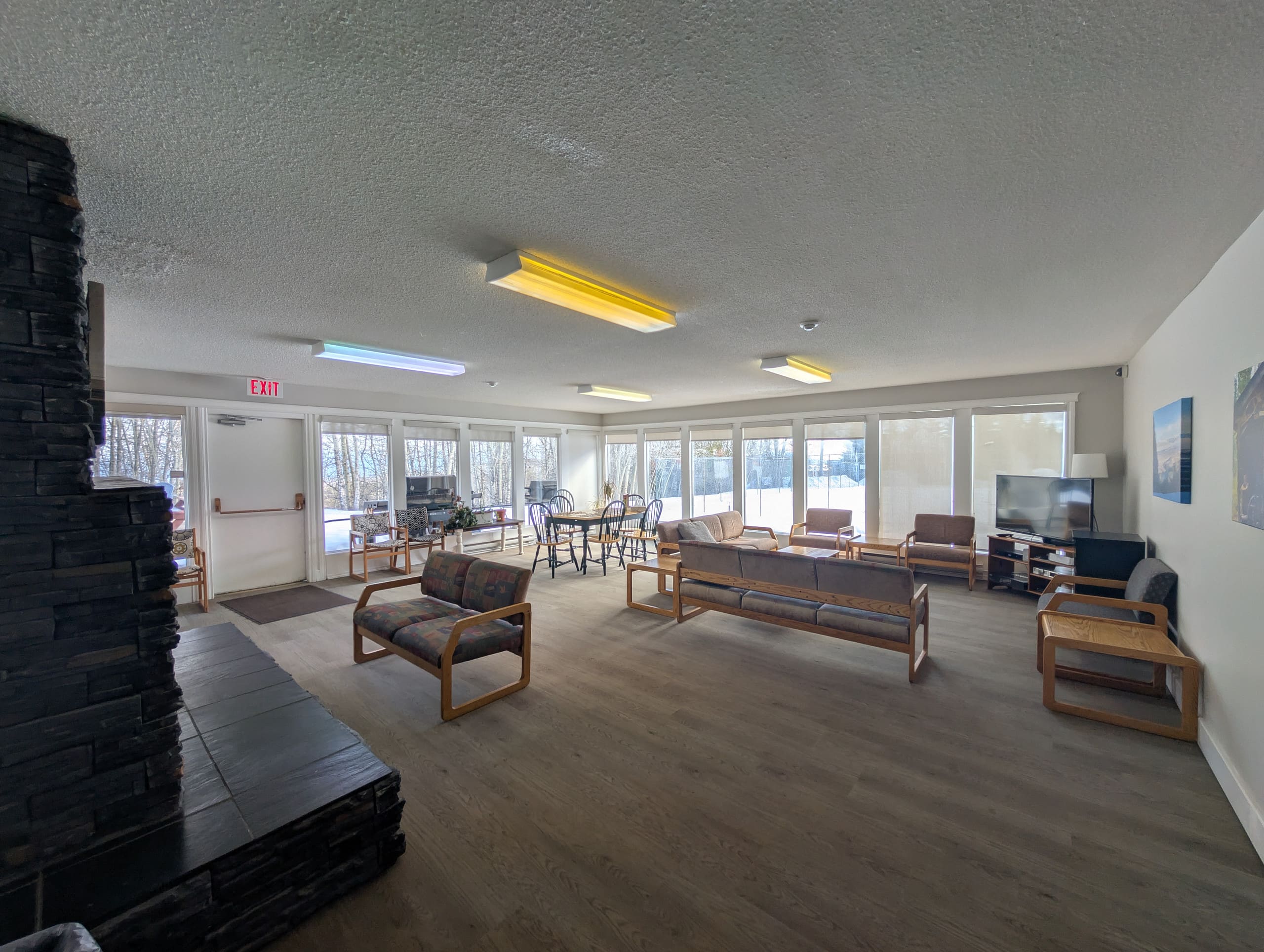 Purcell Condo with Balcony Near Ski Slopes - Photo 14