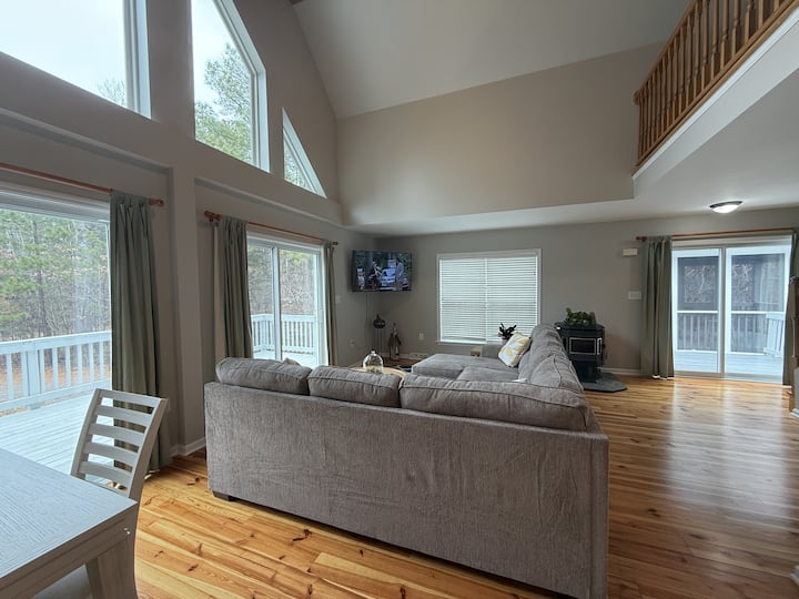 Spacious Lake View Retreat At Lake Anna - アンナ湖, VA