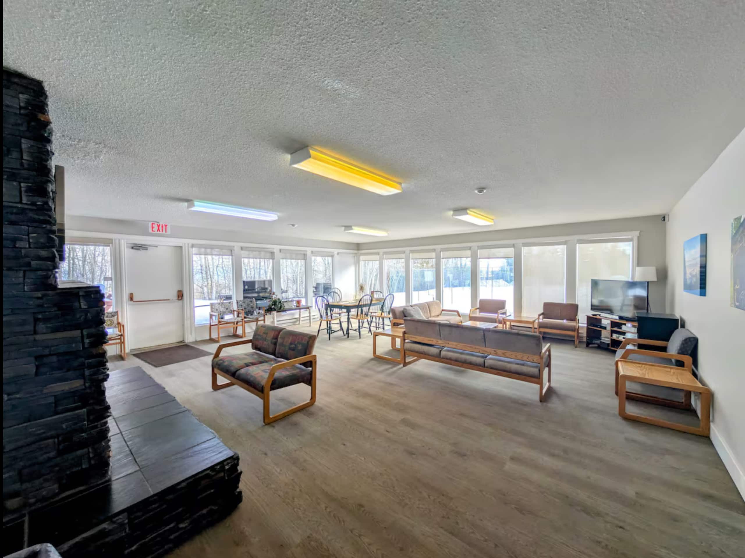 Purcell Condo – Mountain Escape Near Skiing - Photo 21