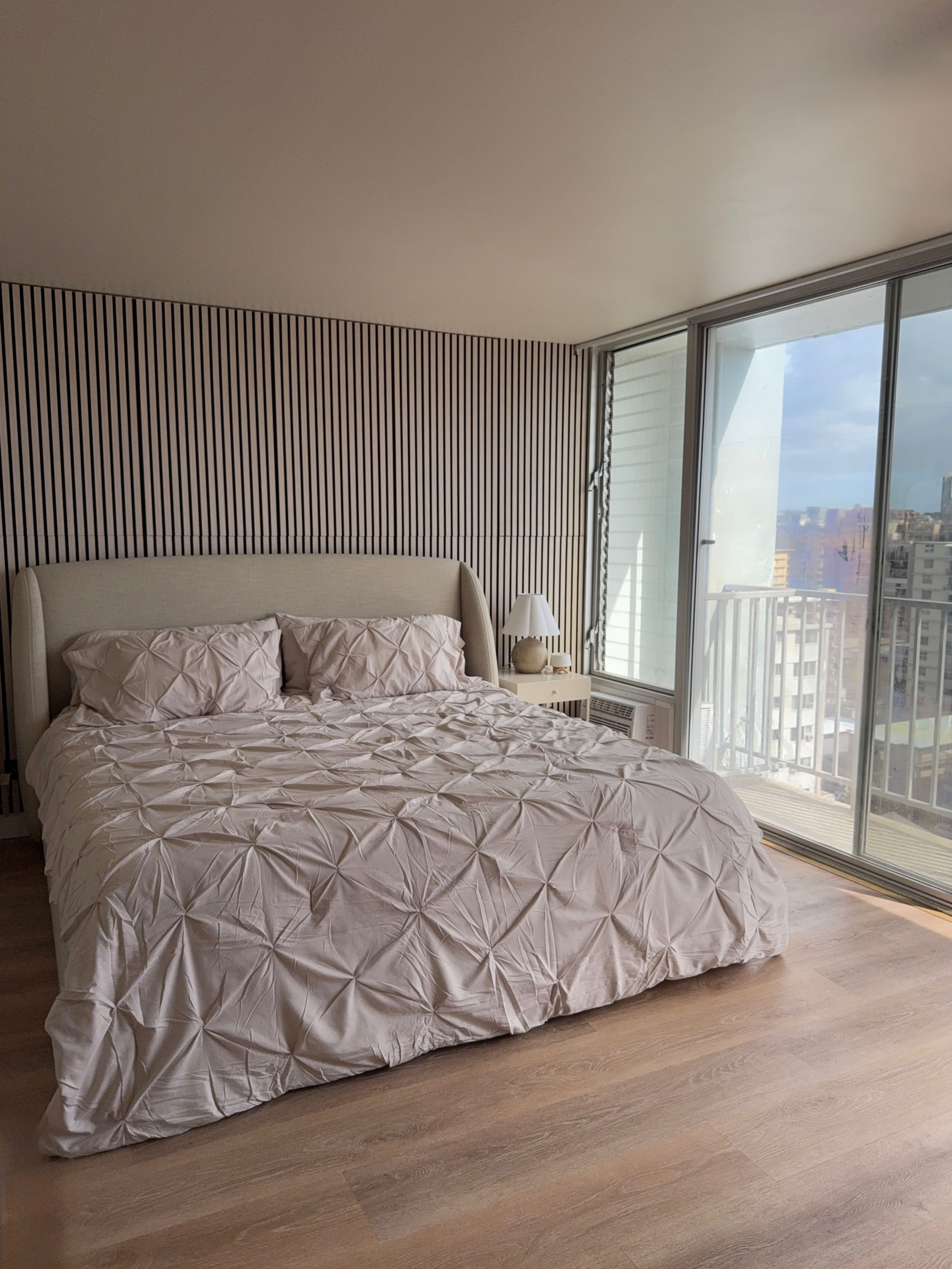 Home in Honolulu · ★4.92 · 1 bedroom · 2 beds · 1 private bath - Image 2