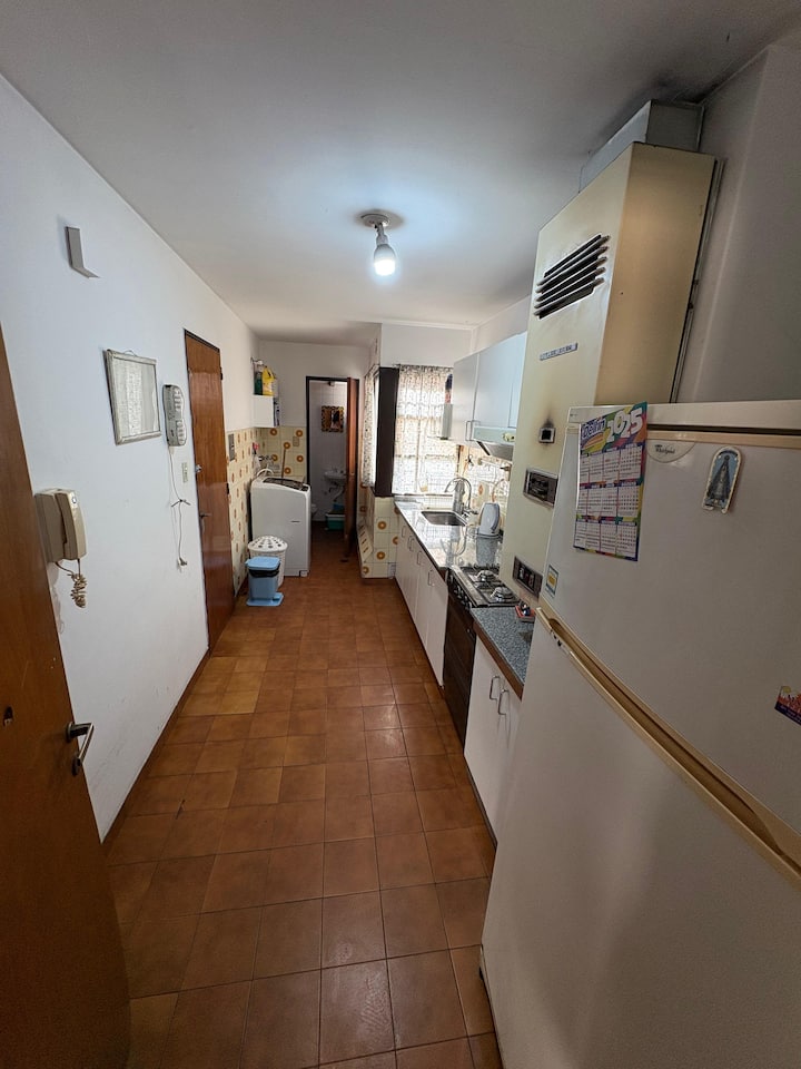 Apartamento -Simon Bolivar- B° Centro, By Apartcba - Córdoba, Argentina