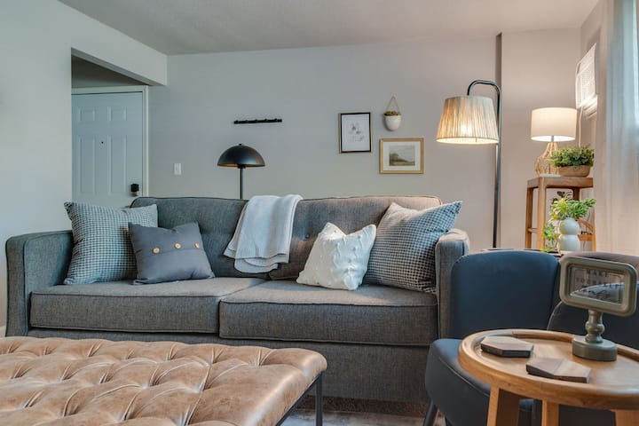 Spacious 1-bed Apartment In West Fargo - North Dakota
