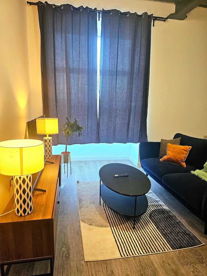 Casa De Mill 2 Bed | Co-op Arena | Etihad Stadium - Piccadilly Station - Manchester