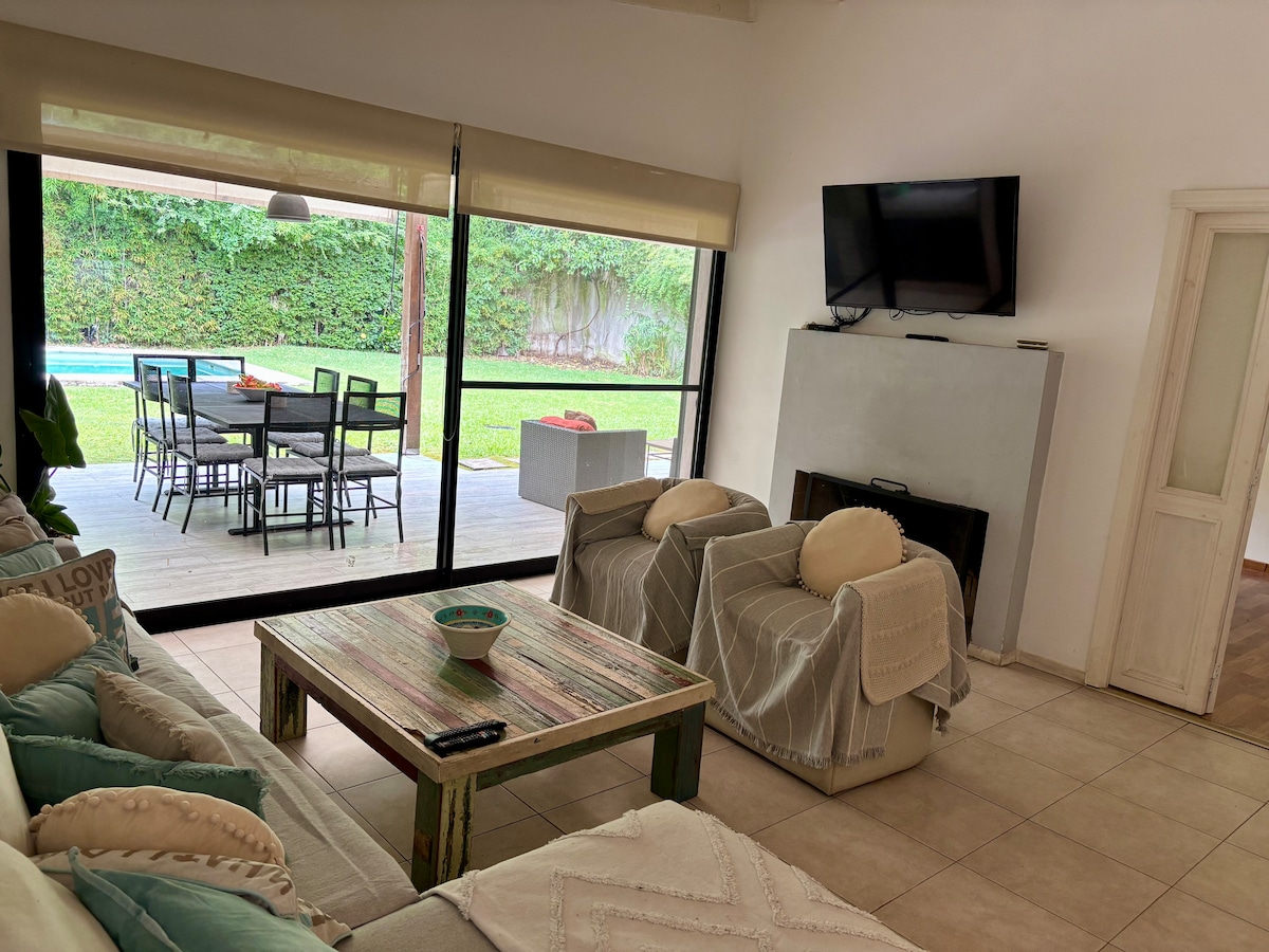 Casa moderna de 3 dormitorios en Santa Rita (San Isidro)