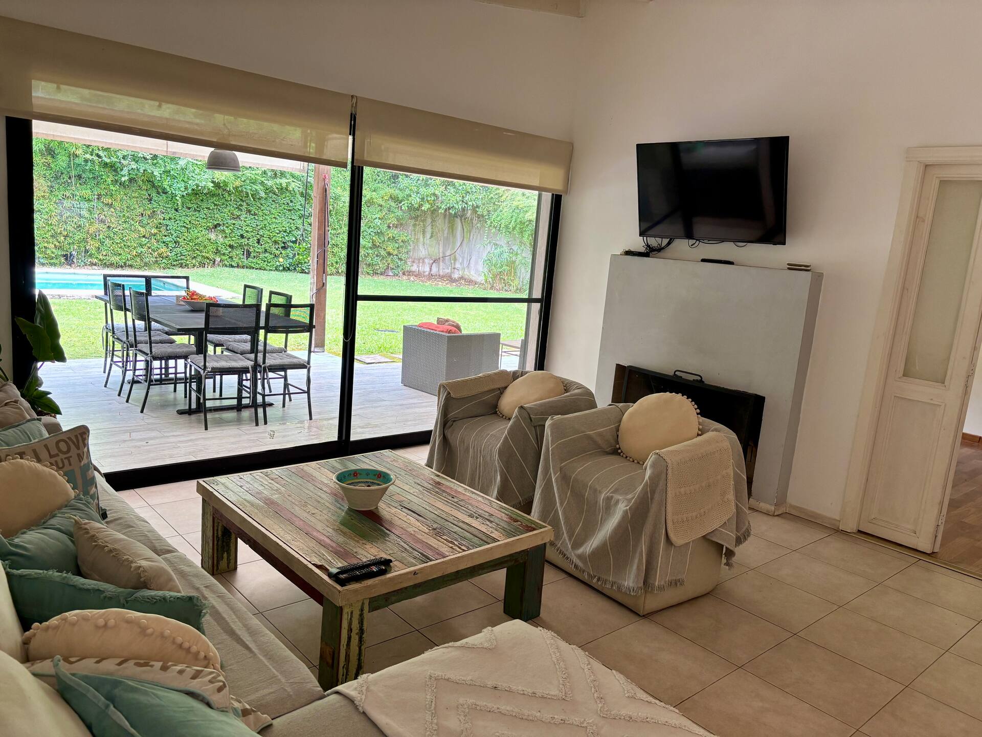 Modern and functional house in Sta. Rita (S. Isidro)