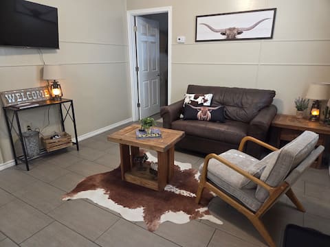 Popular Airbnb listing: The Texas Hideaway in Abilene
