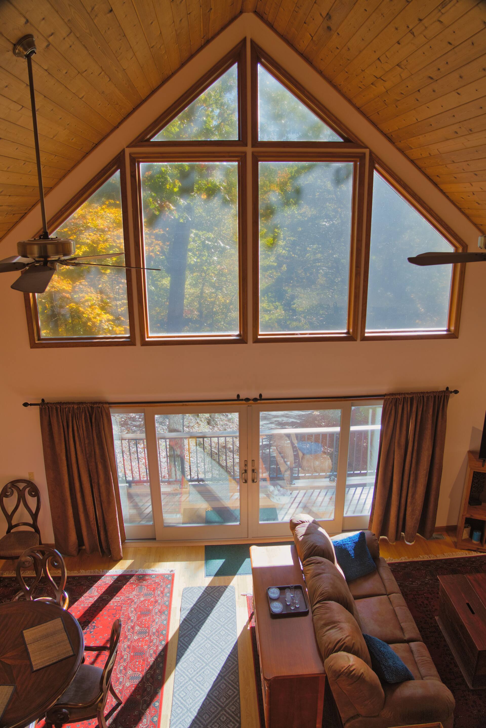 Private Chalet Wooded Escape Near Gettysburg