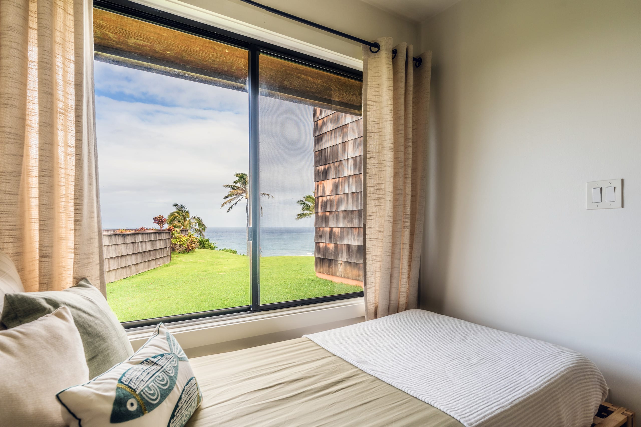 Condo in Princeville · ★4.96 · 1 bedroom · 2 beds · 1 bath - Image 17