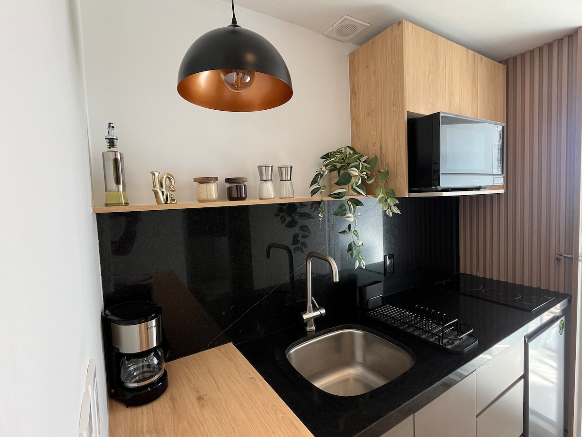 Top Airbnb: Caminando 10 minutos a T1 del Aeropuerto en Moctezuma 2ª. Sección