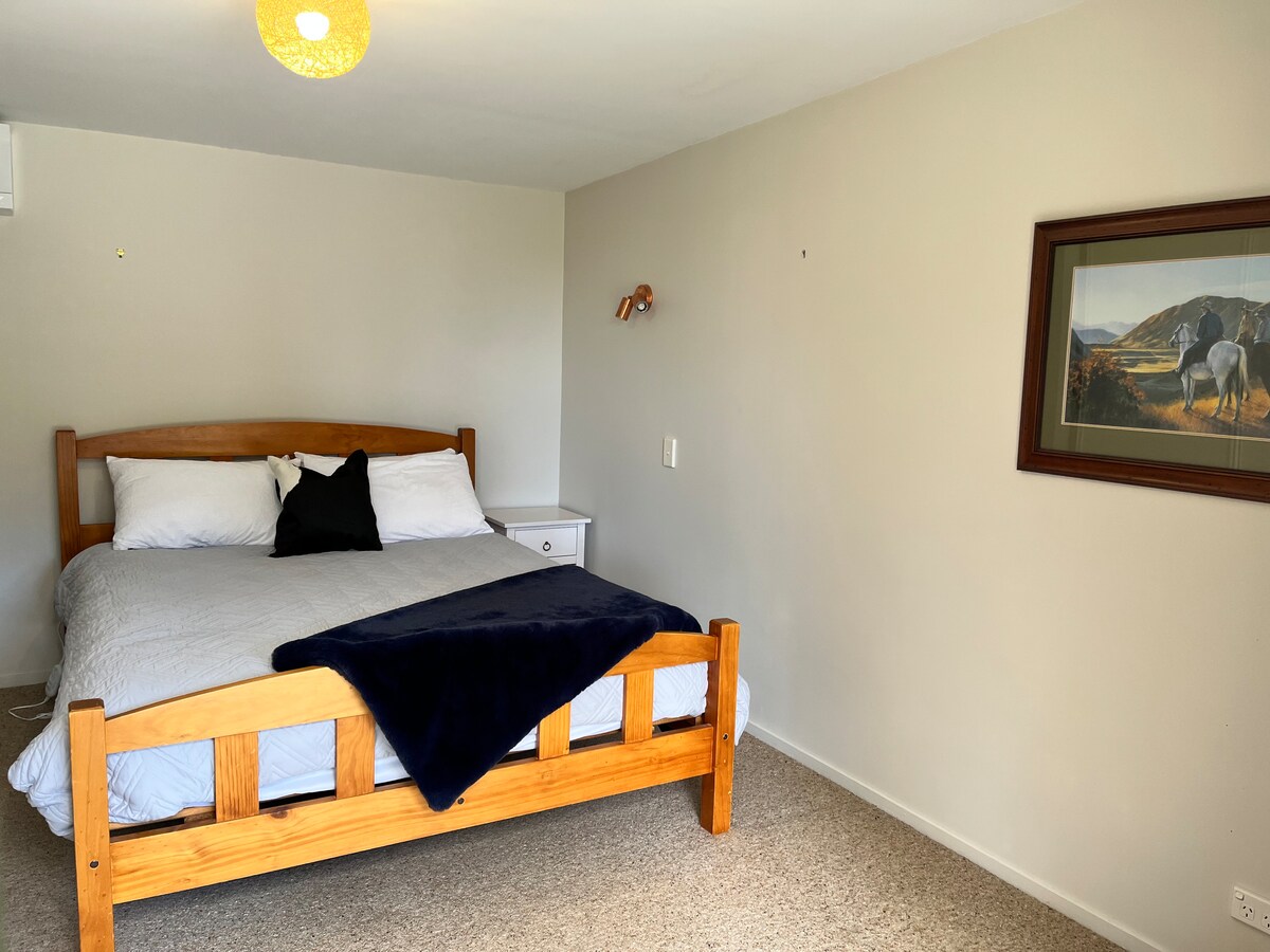 เตียงควีนไซส์ 