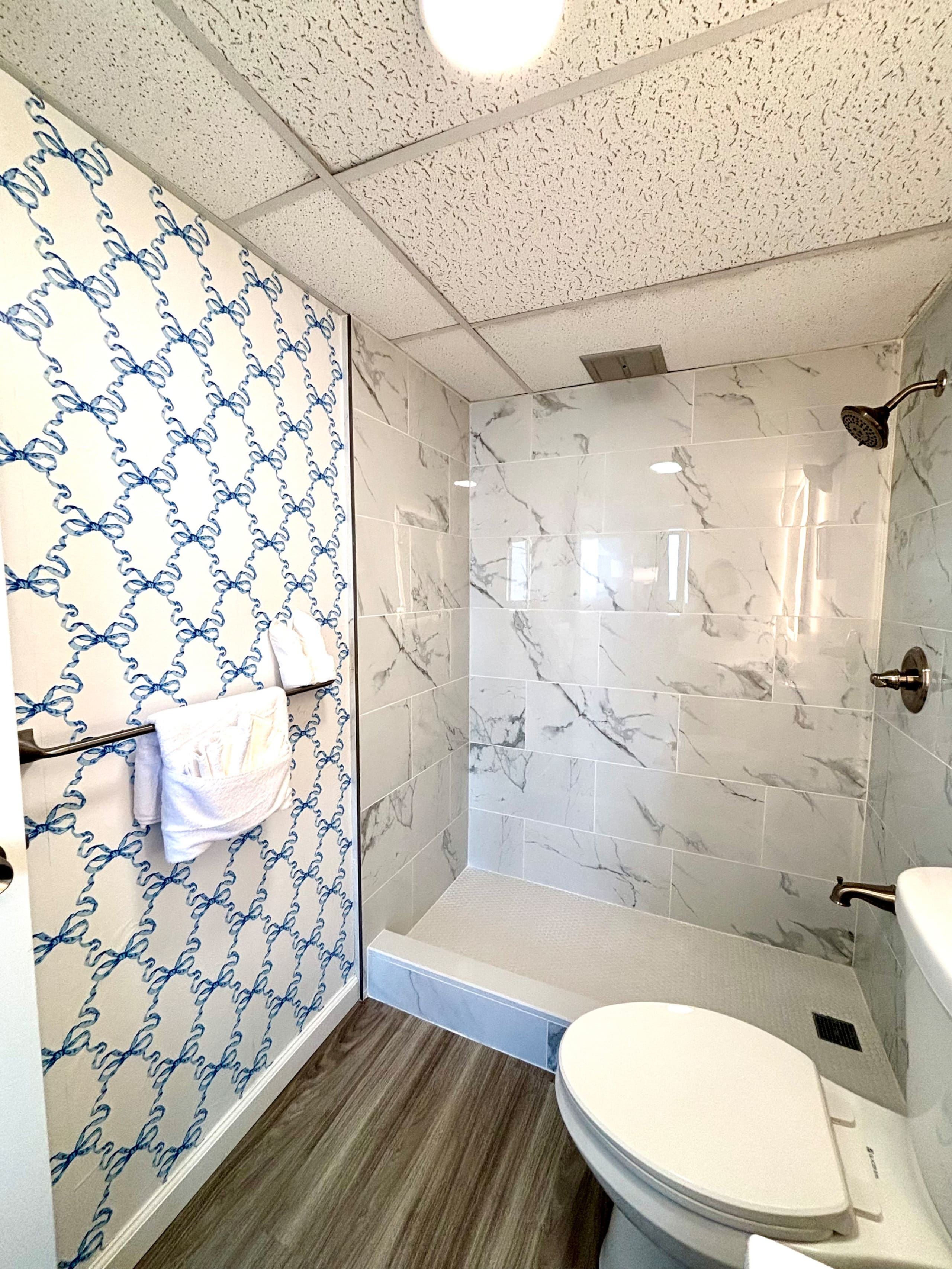 NEW One Bedroom in Waikiki/Kitchen/Pool/Wi-Fi/AC - Image 31