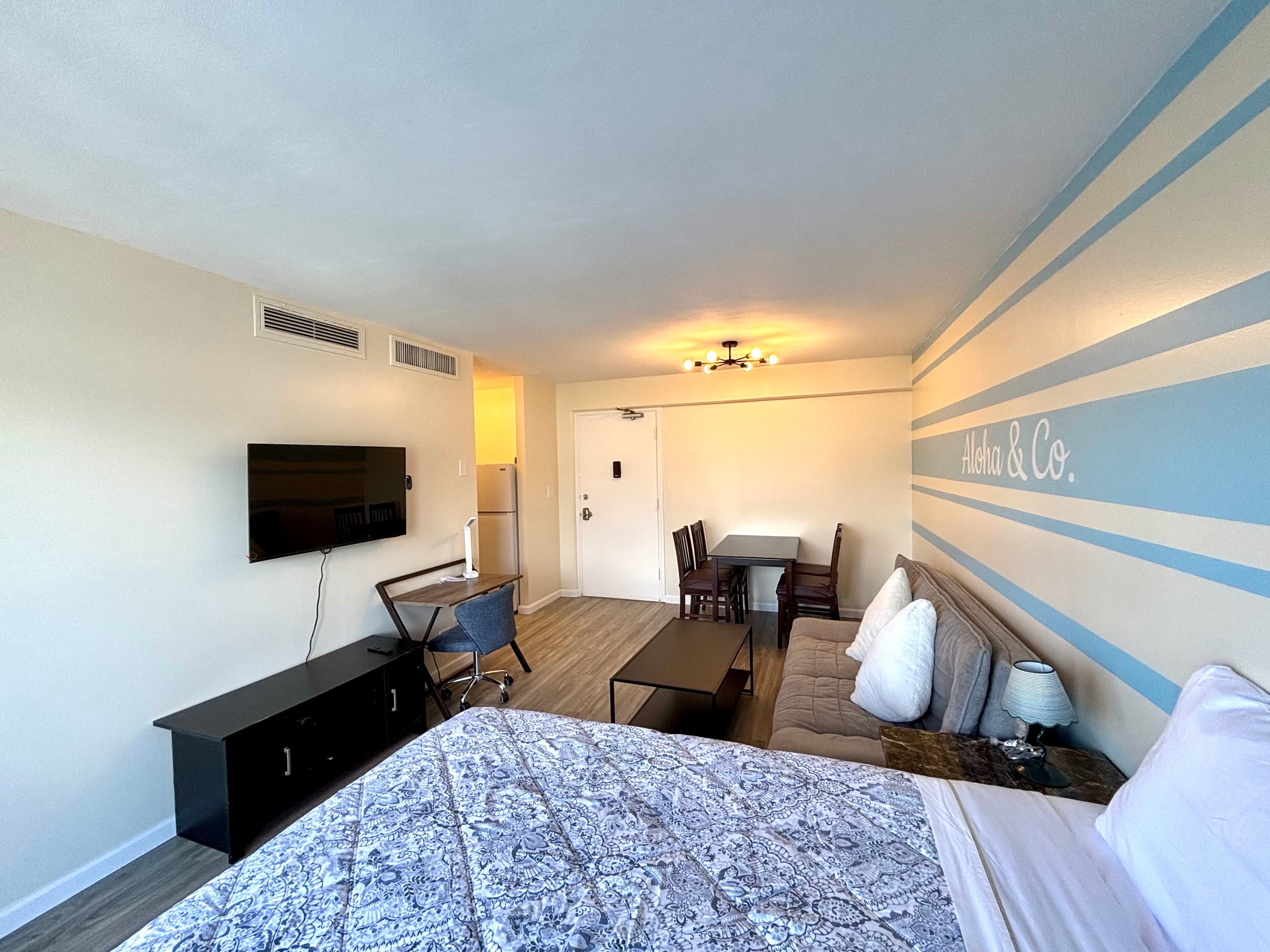NEW One Bedroom in Waikiki/Kitchen/Pool/Wi-Fi/AC - Image 20