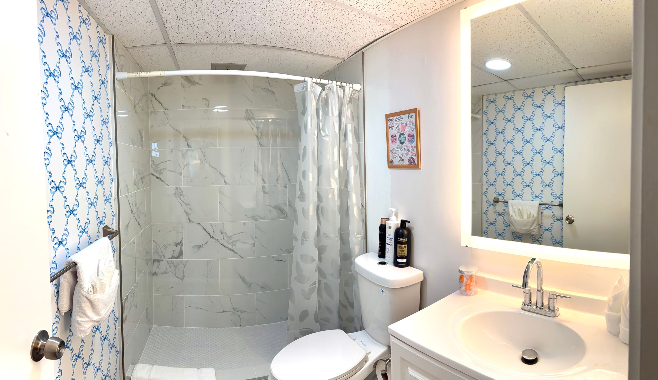 NEW One Bedroom in Waikiki/Kitchen/Pool/Wi-Fi/AC - Image 33