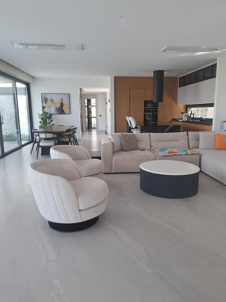 Dalyan'da Lüx Deniz Manzaralı Villa - Çeşme