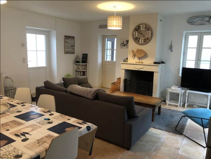 ღ La Villa Couardaise • Spacieuse Avec Jardin - Loix