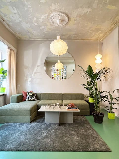 Erfolgreiche Airbnb-Immobilie: Charming old building apartment in the heart of Hamburg in Neustadt