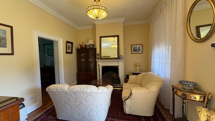 Historic Charm Meets Modern Amenities In Cbd Yass - Yass