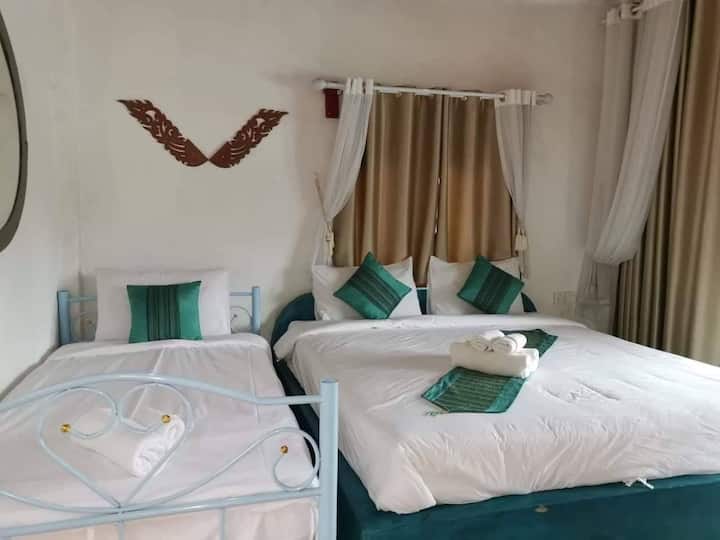 บ้านแพร่ | Ingmhok Suanphueng Resort - Suan Phueng District