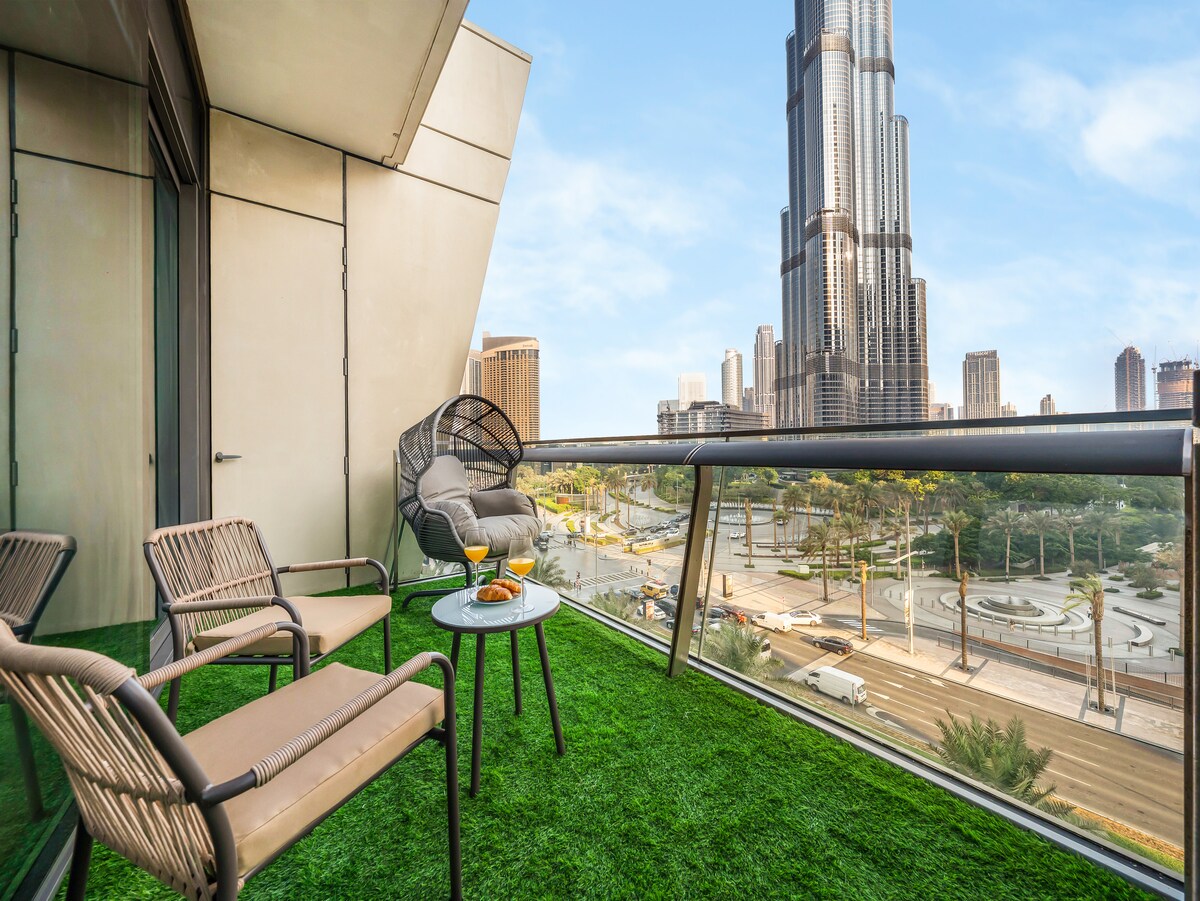 4 Bedroom Furnished Apartment | Burj Vista 5
