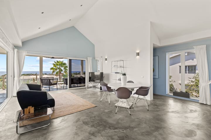 Villa Scoop – Your Seaview Artsy Escape In Curaçao - Curaçao
