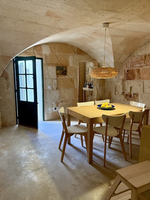 Hidden quiet house in old town