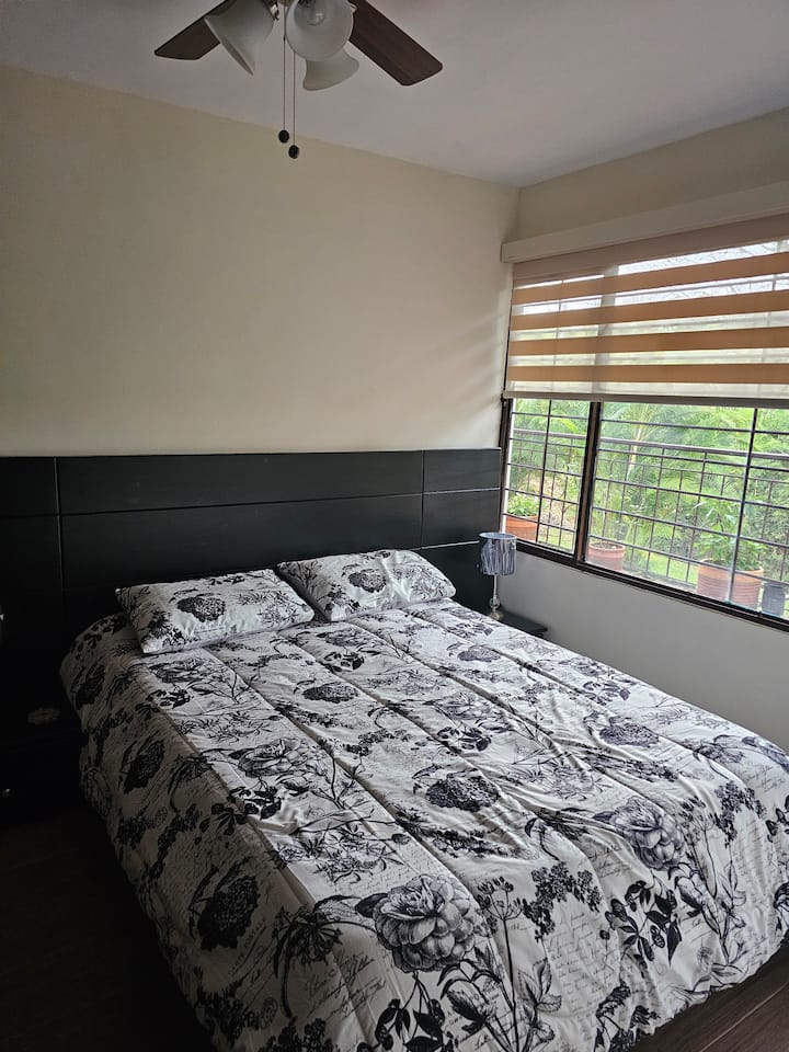 Room on the first floor, with fan and large closet. Window with screen to enjoy the breeze without insects and closing system for cool nights.