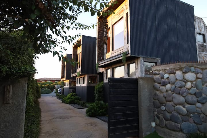 Relajo Y Simplicidad; Cabaña A Pasos De La Playa - Pichilemu