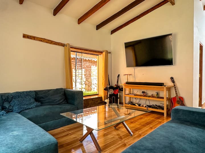 Cancha Wasi – A Modern, Cozy, Fully Equipped Home - Urubamba