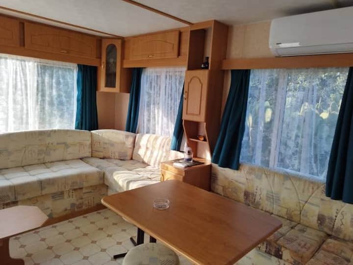 Mobil Home
Mi Et Mi - Le Luc