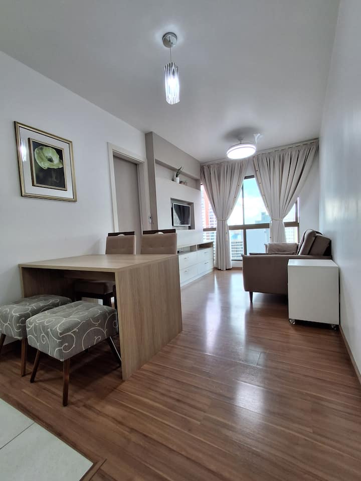 Apartamento Com Boa Localização E Confortável - 古里提巴