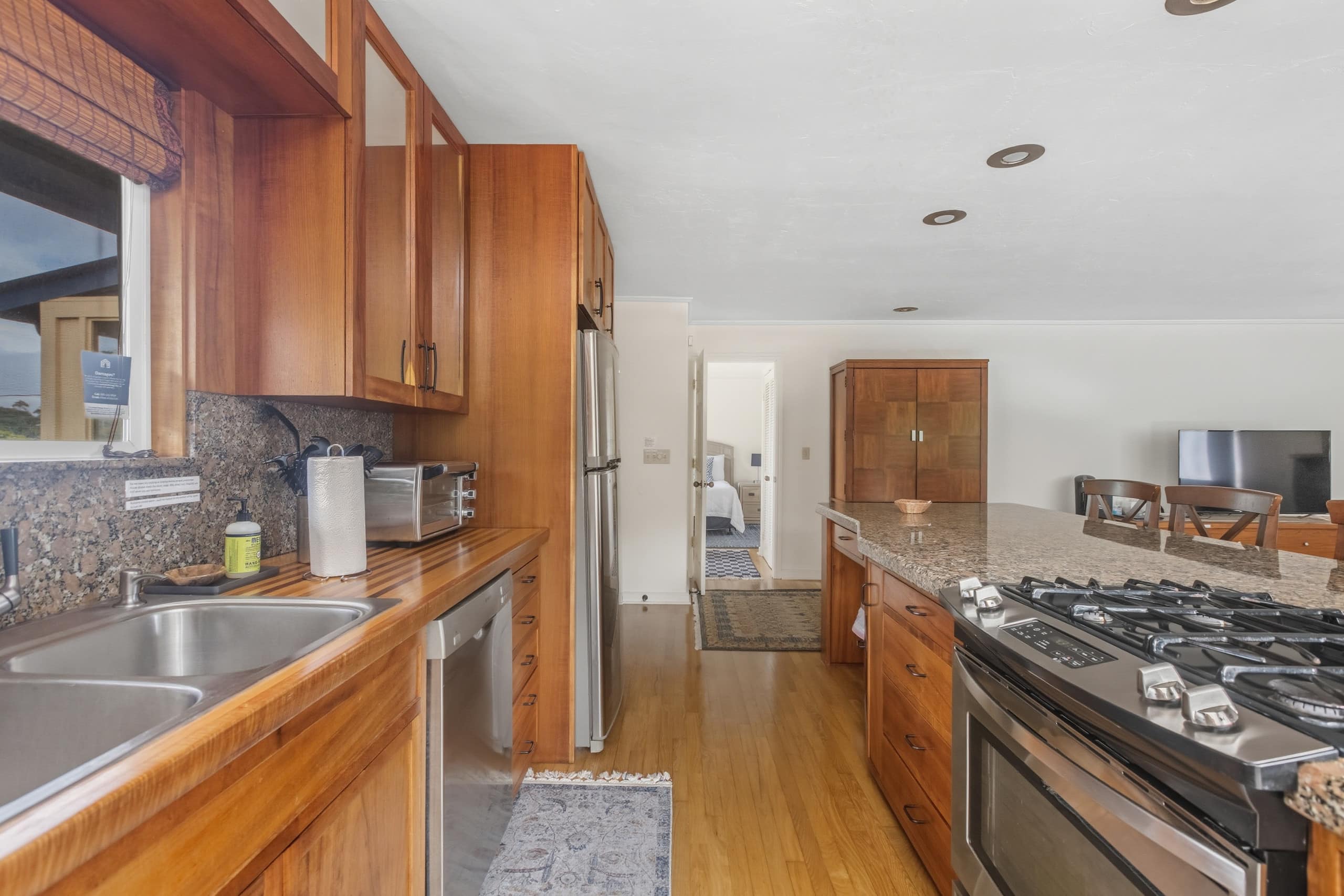 Home in Waimea · ★4.92 · 4 bedrooms · 6 beds · 3 private baths - Image 7