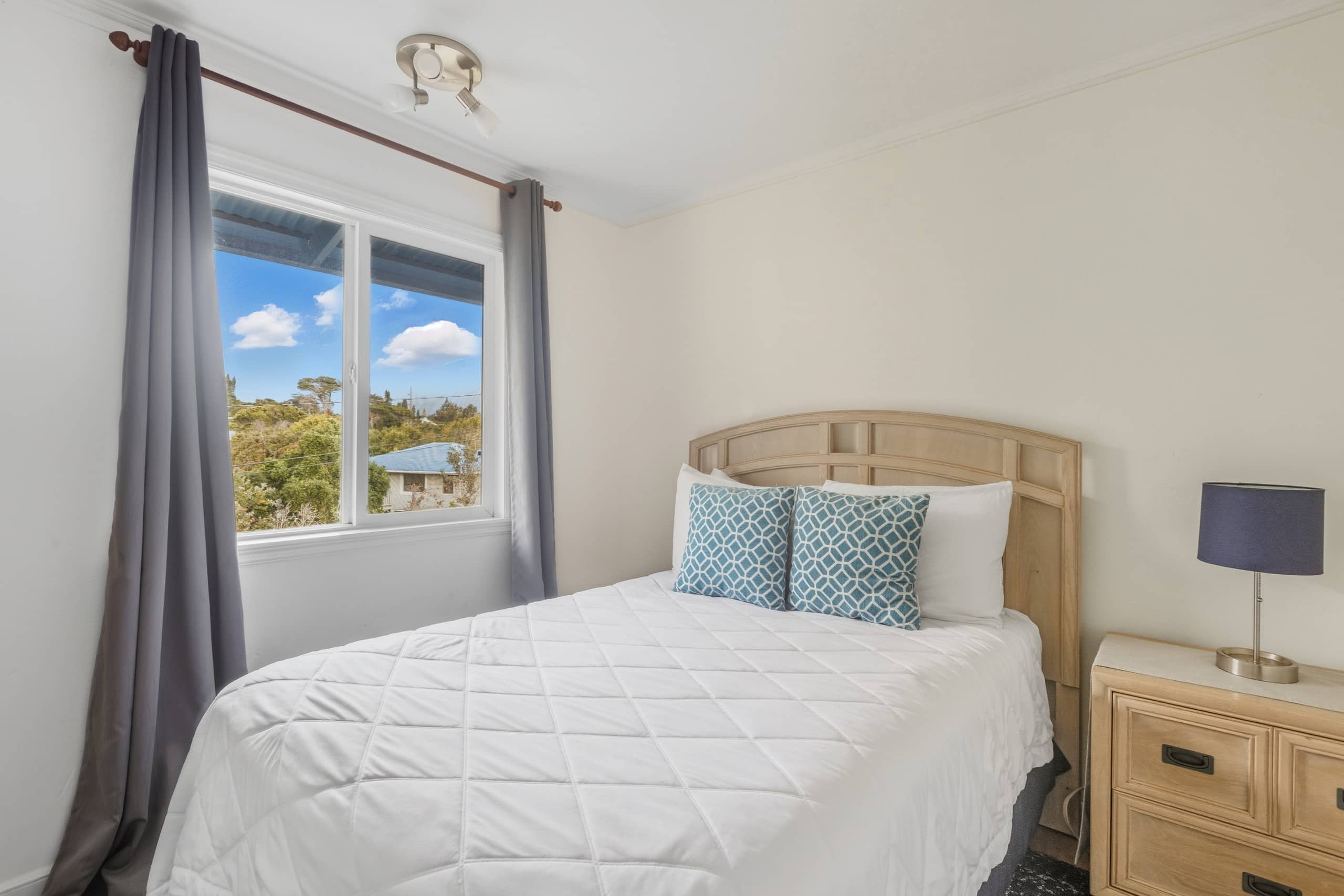 Home in Waimea · ★4.92 · 4 bedrooms · 6 beds · 3 private baths - Image 14