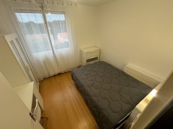 غرفة النوم 1