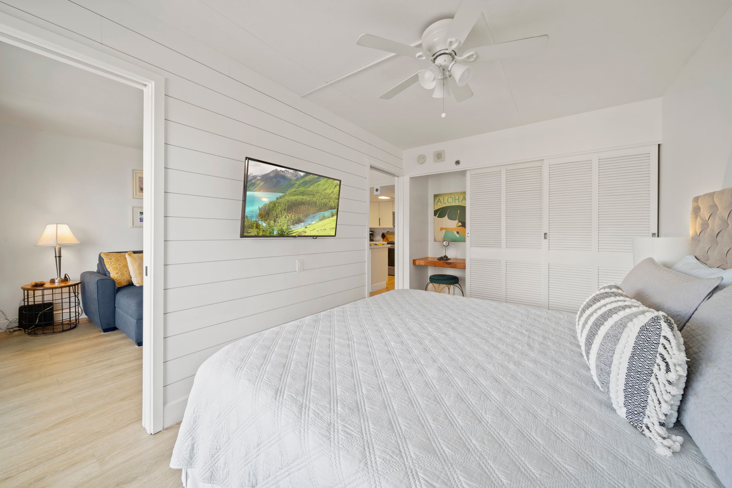 Waikiki Amazing Views 1/1 Beachfront Tropical Home - Image 7