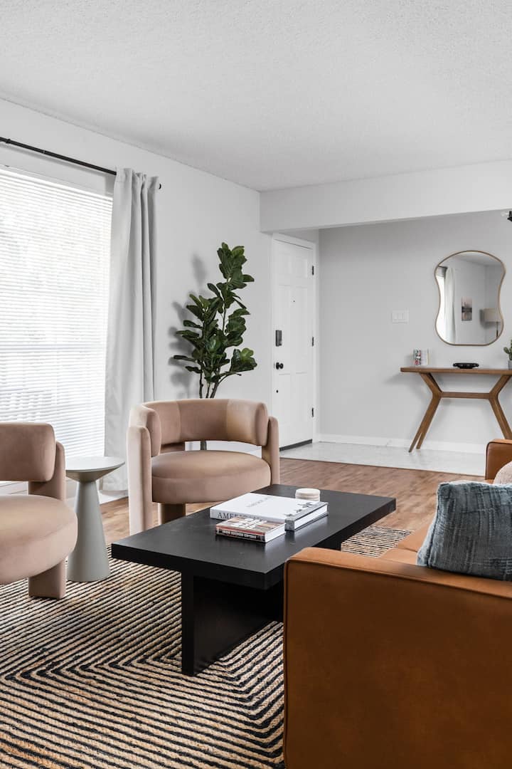 Zilker Retreat | Walk To Barton Spring | Sleeps 10 - Austin, TX