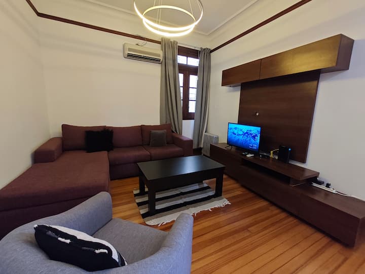 Apartamento de dois quartos em Monserrat
