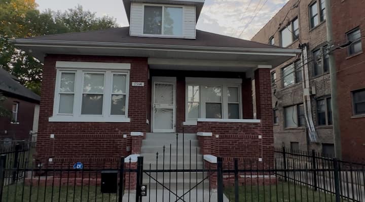 Spacious 7br Family Retreat For Extended Stays - Hammond, IN