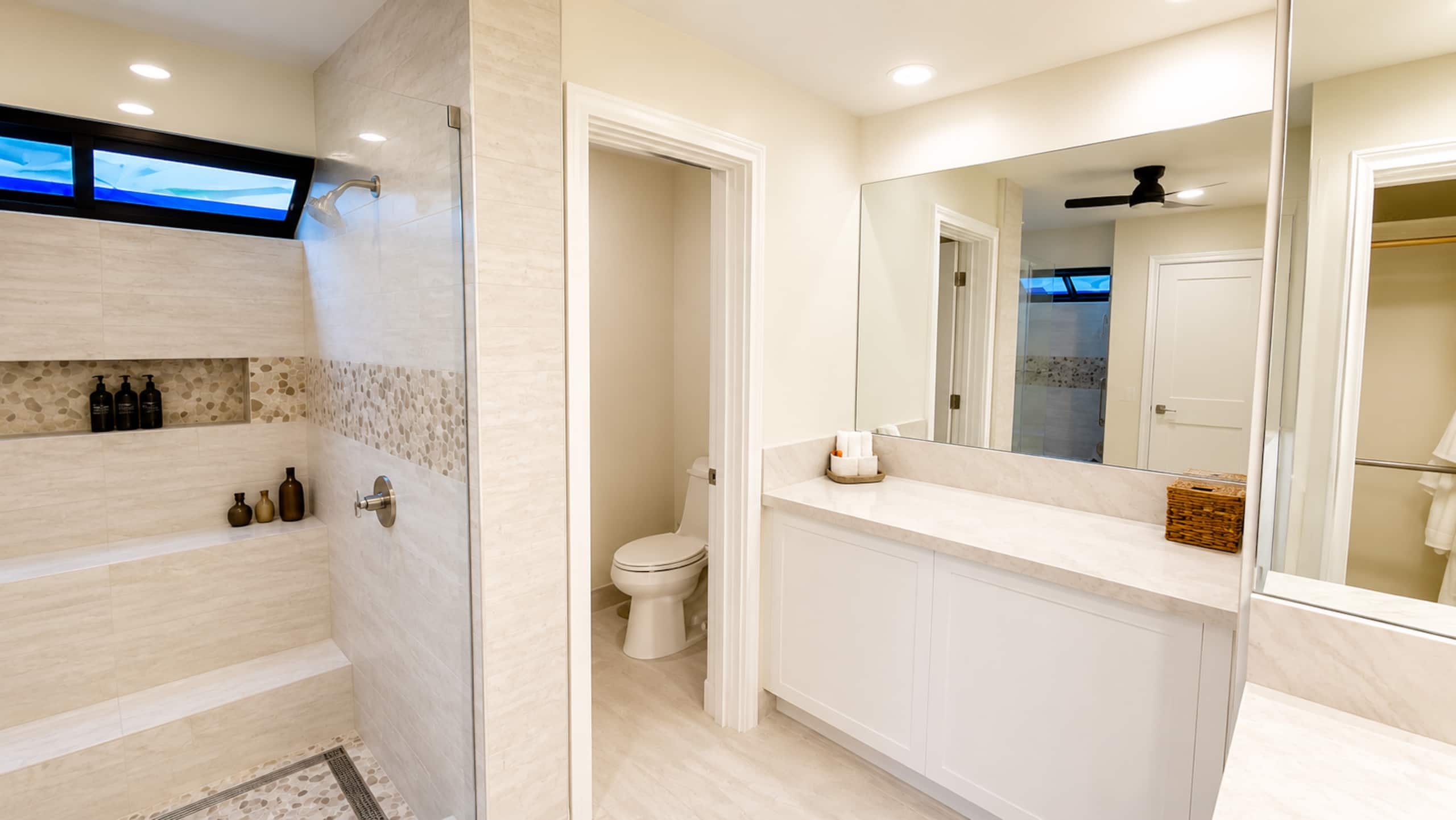 Condo in Lahaina · ★5.0 · 1 bedroom · 1 bed · 1 bath - Image 25