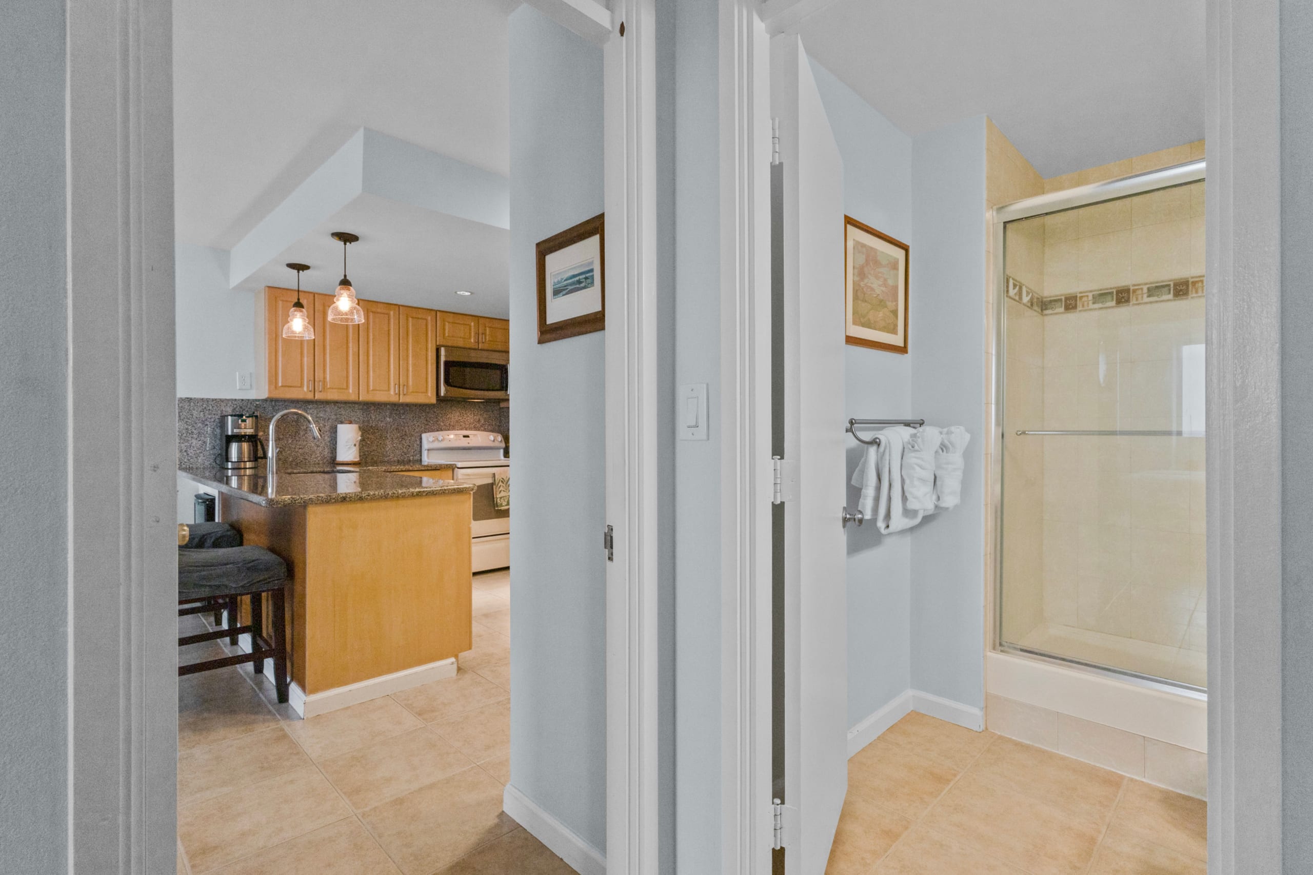 Condo in Honolulu · ★5.0 · 1 bedroom · 2 beds · 1 bath - Image 20