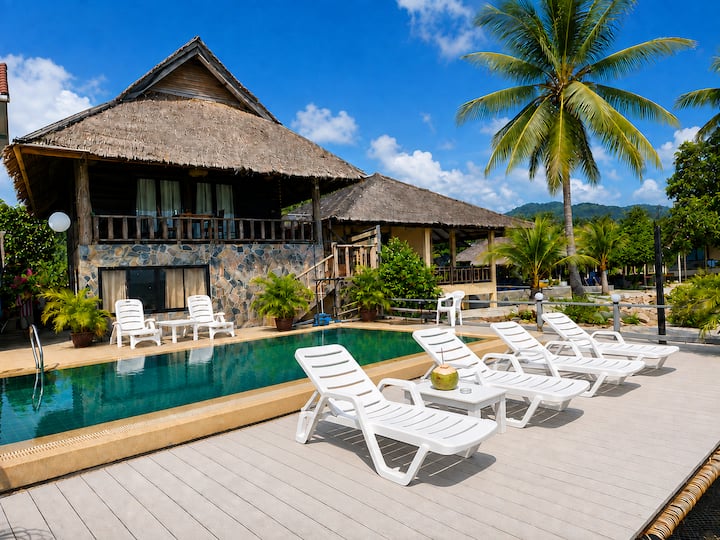 Quiet beach room in the heart of Koh Phangan